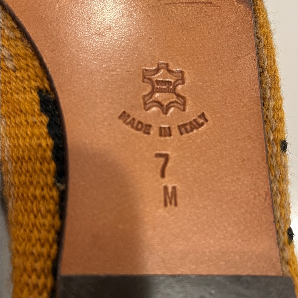 Vintage Talbots Kilim Weave leather bottom Flats/ballet/loafers. Size 7 - Picture 8 of 11